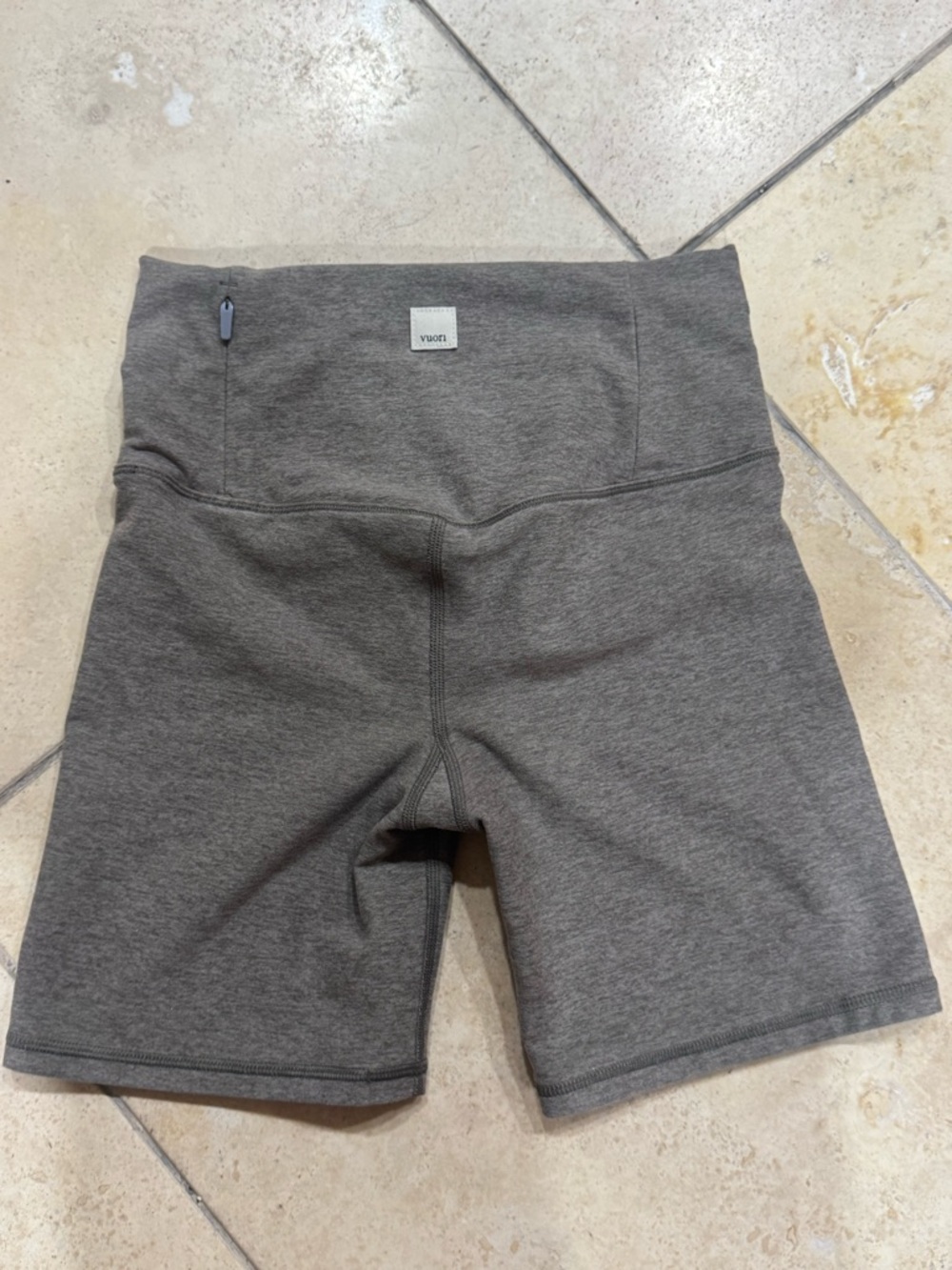 Vuori Clean Elevation Shorty 6"
